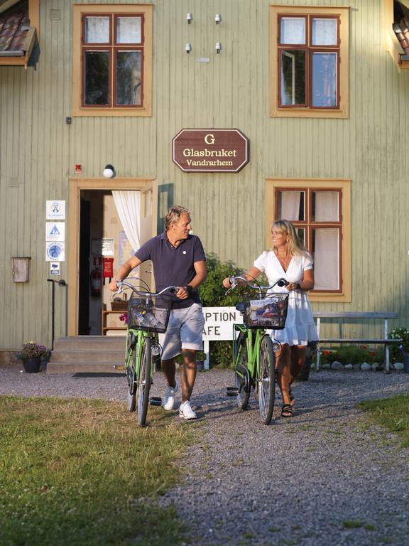 Stf Glasbruket Hostel & Apartments Borensberg Экстерьер фото